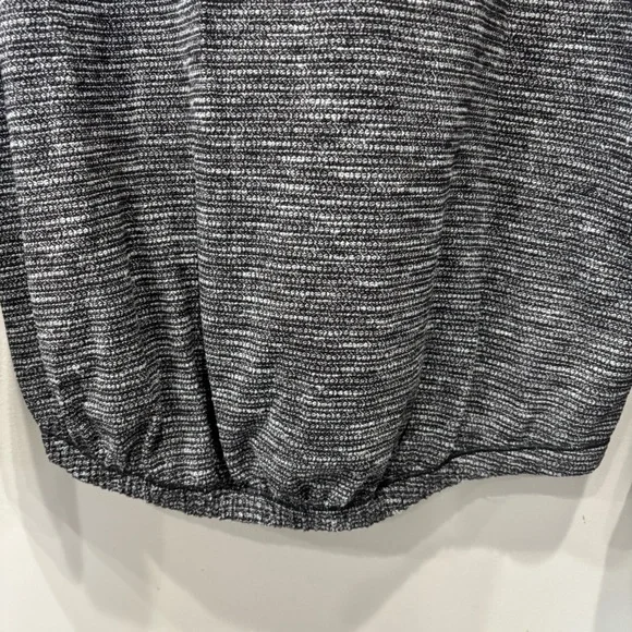 Lululemon Healthy Heart Pullover Sweater Women’s Size 6 - Picture 8 of 12